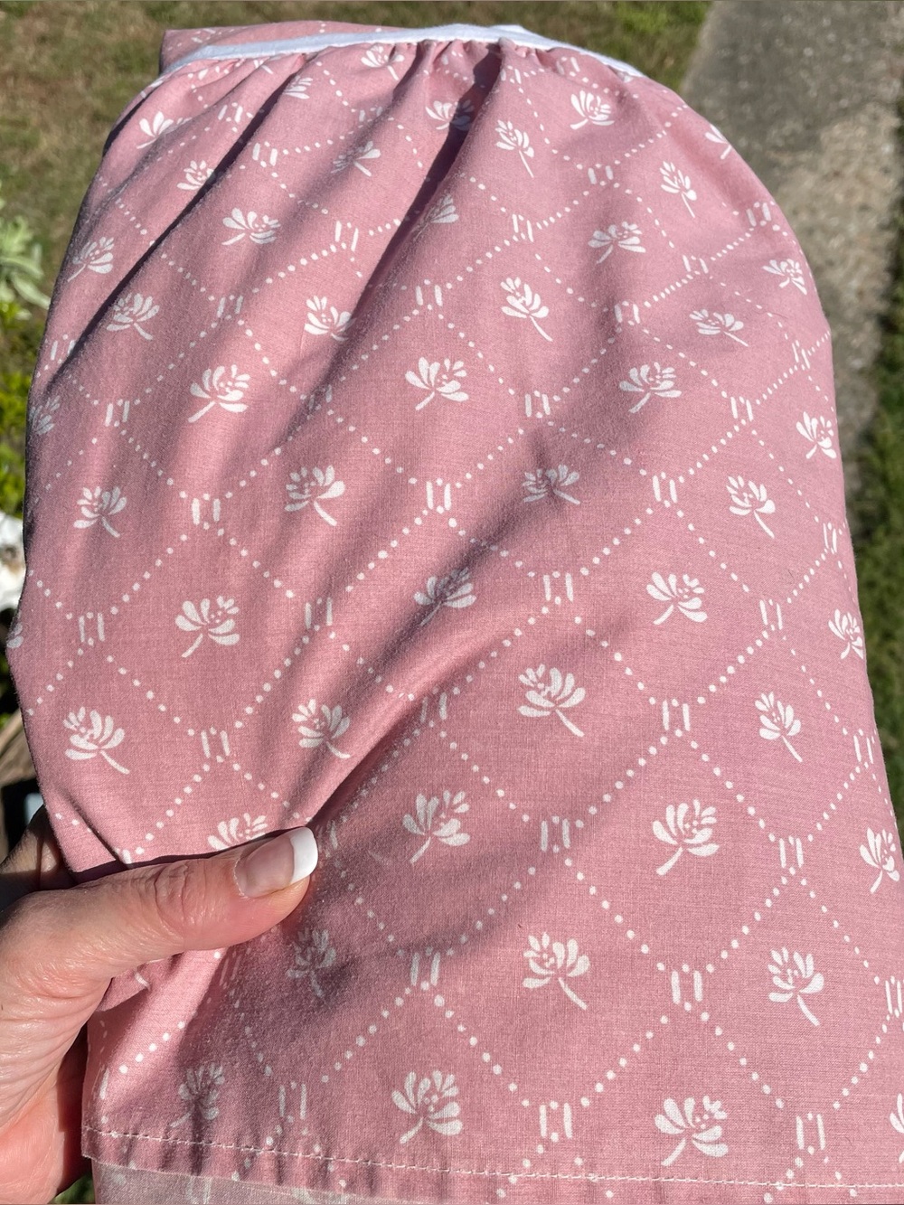 Vintage JC Penny Mauve pink white floral dust ruffle twin bedding